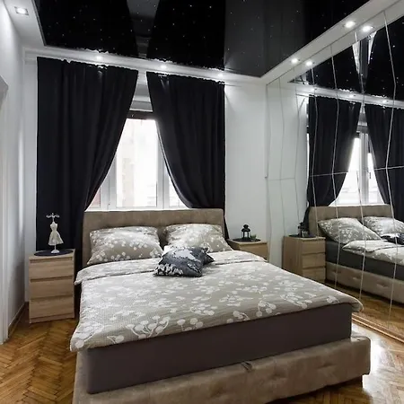Hedonist-belgrade Nest *