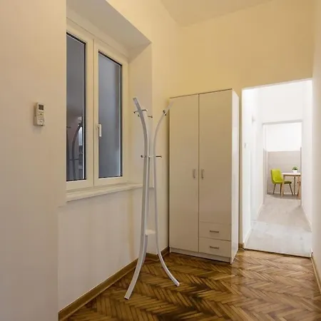 Apartamento Hedonist-belgrade Nest Belgrado
