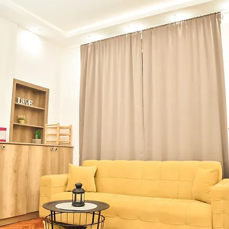 Hedonist-belgrade Nest Apartamento